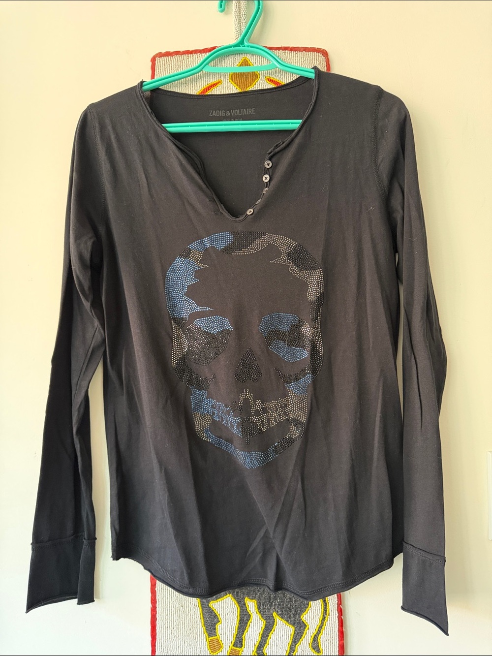 “Zadig & Voltaire” Tunisien Skull Strass Beaded Henley Long Sleeve tee